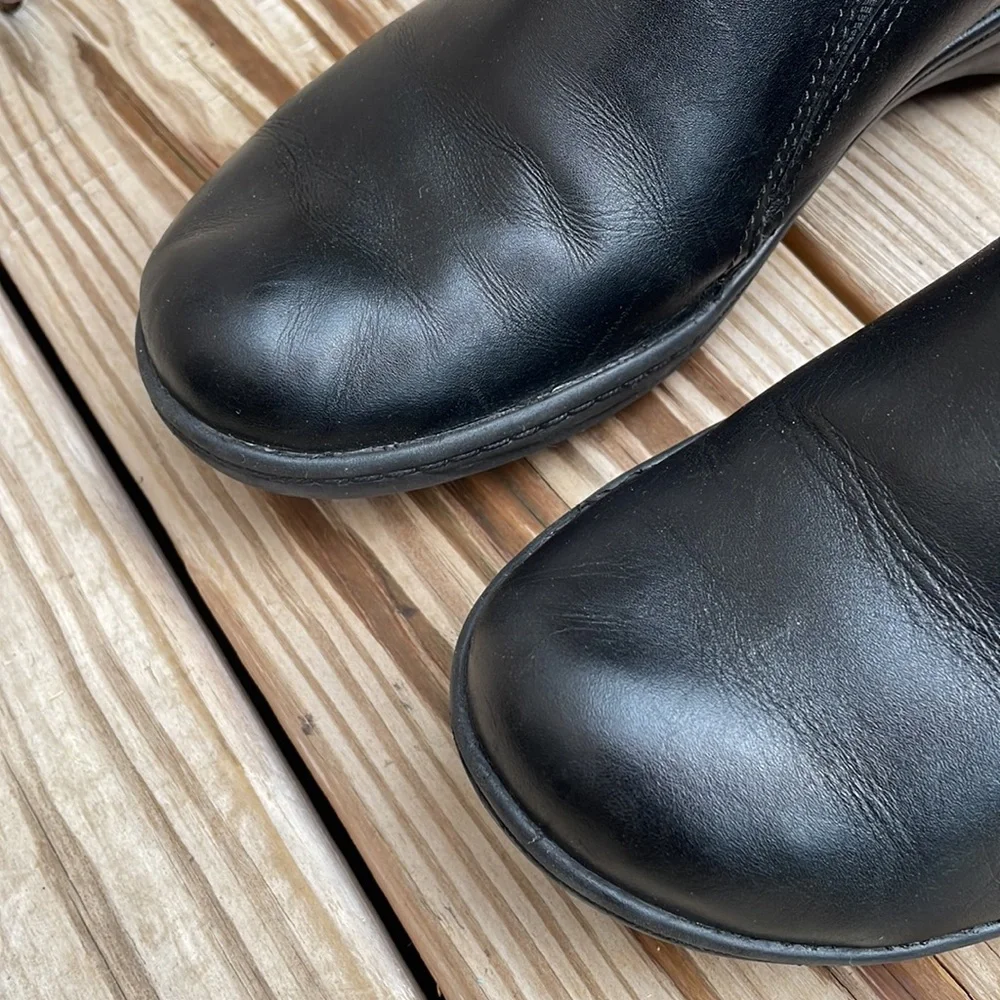 Clarks classic comfort
